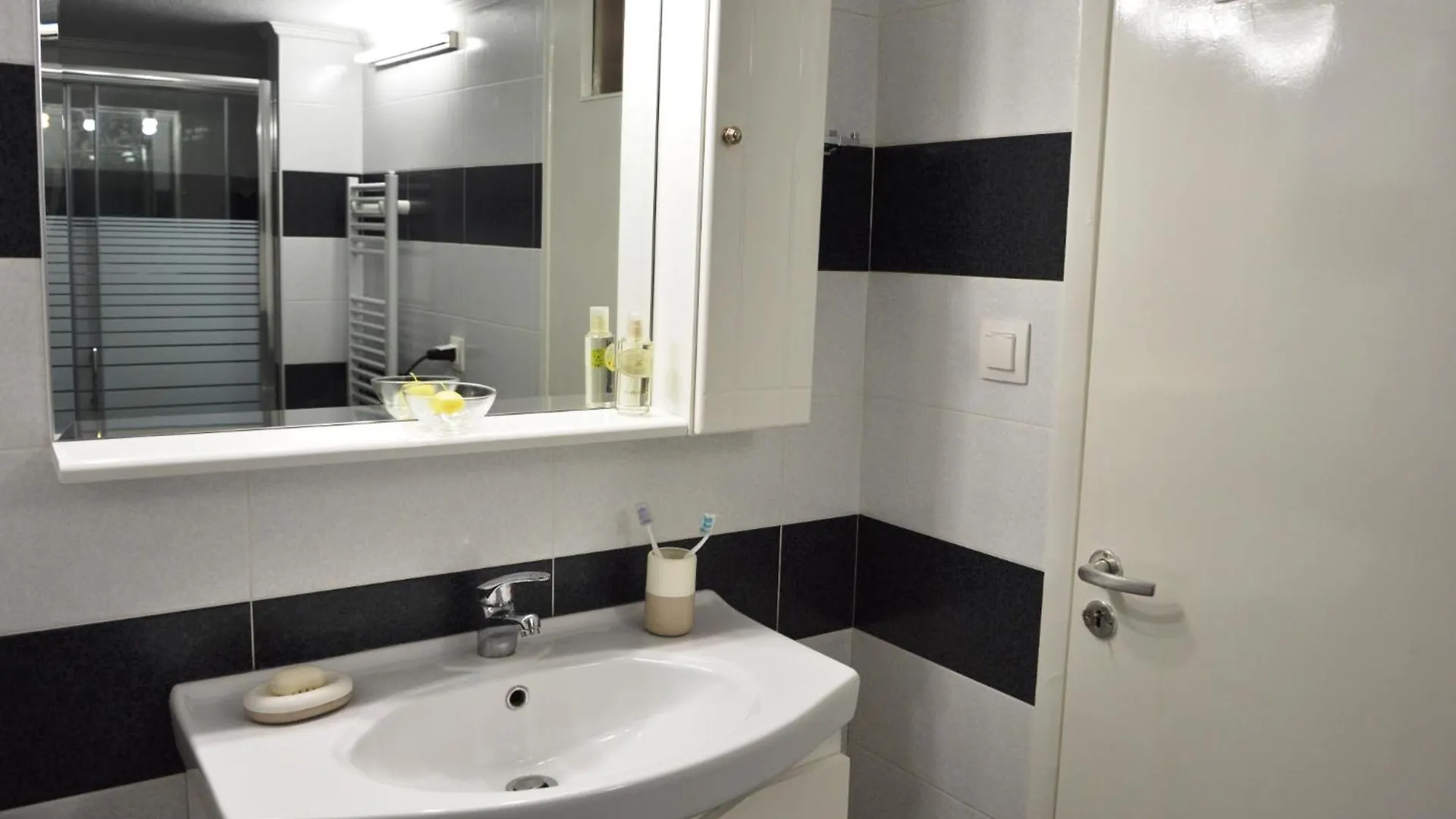 Zennova #5 Antigonidon Square Apartment Thessaloniki 0*,